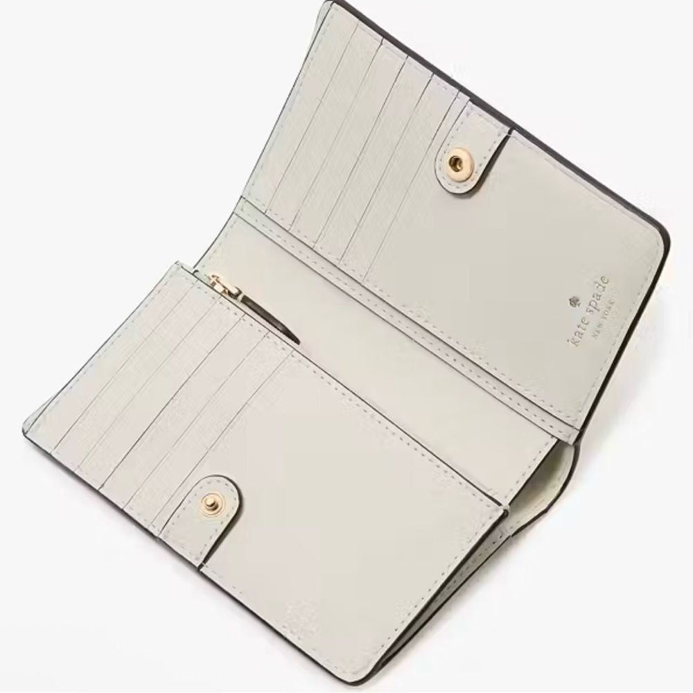NWT Kate Spade Black and White Wallet with NYC Design - Picture 2 of 5
